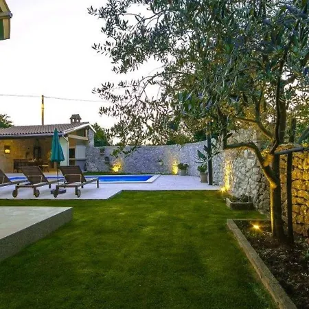 Hisina Near Porec For 6 People With Private Swimming Pool